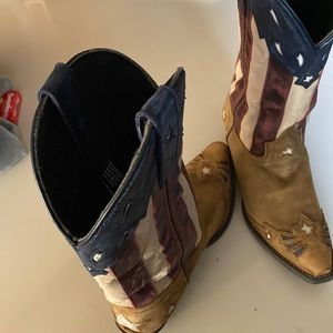 Women’s cowboy boots patriotic Laredo size 7 1/2